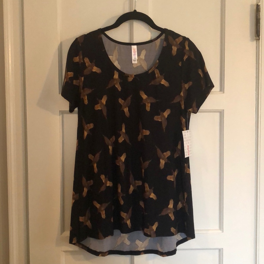 LuLaRoe Classic Tee-Size S